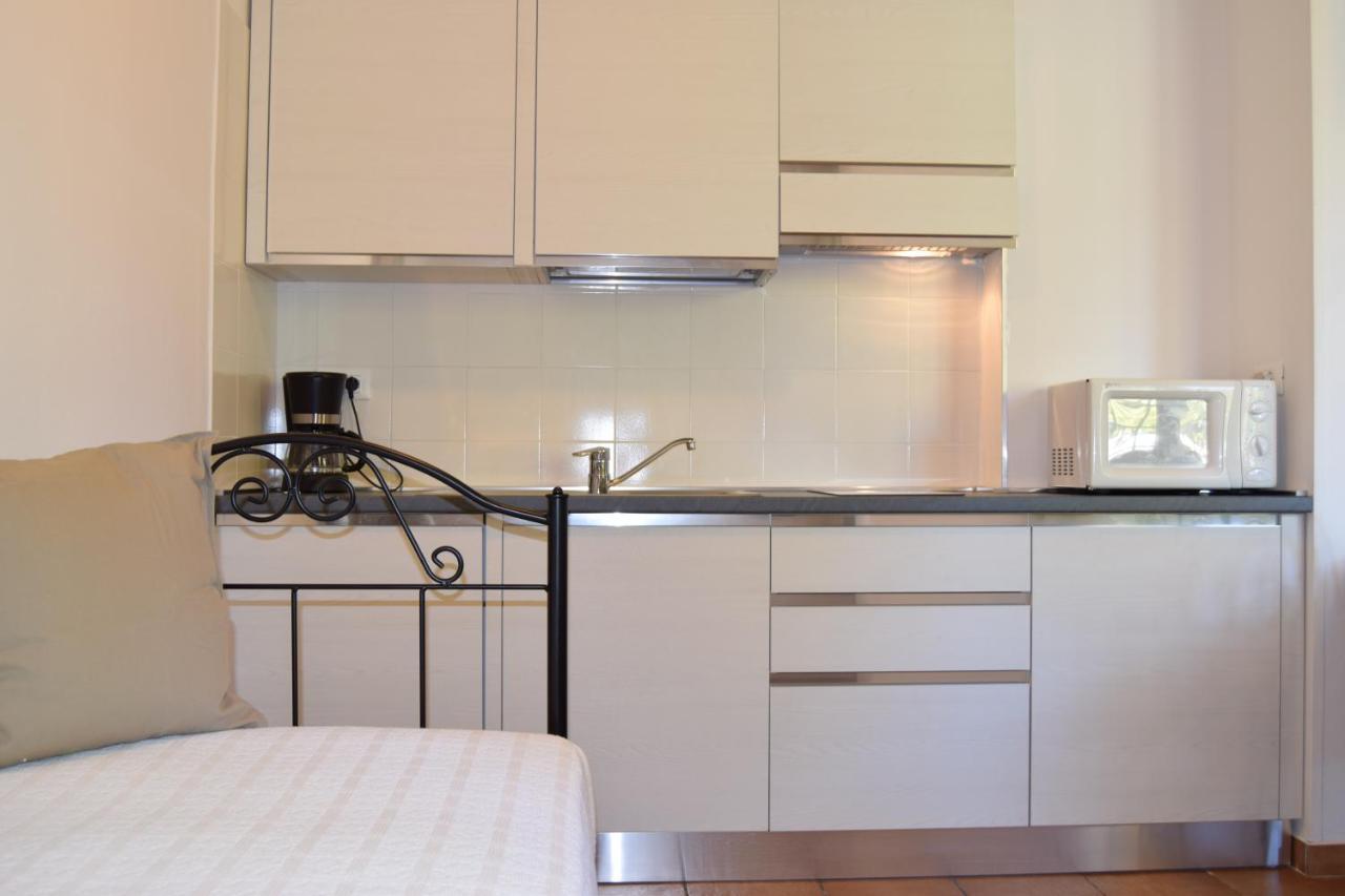 Residence Segattini ริวาเดลการ์ดา ภายนอก รูปภาพ